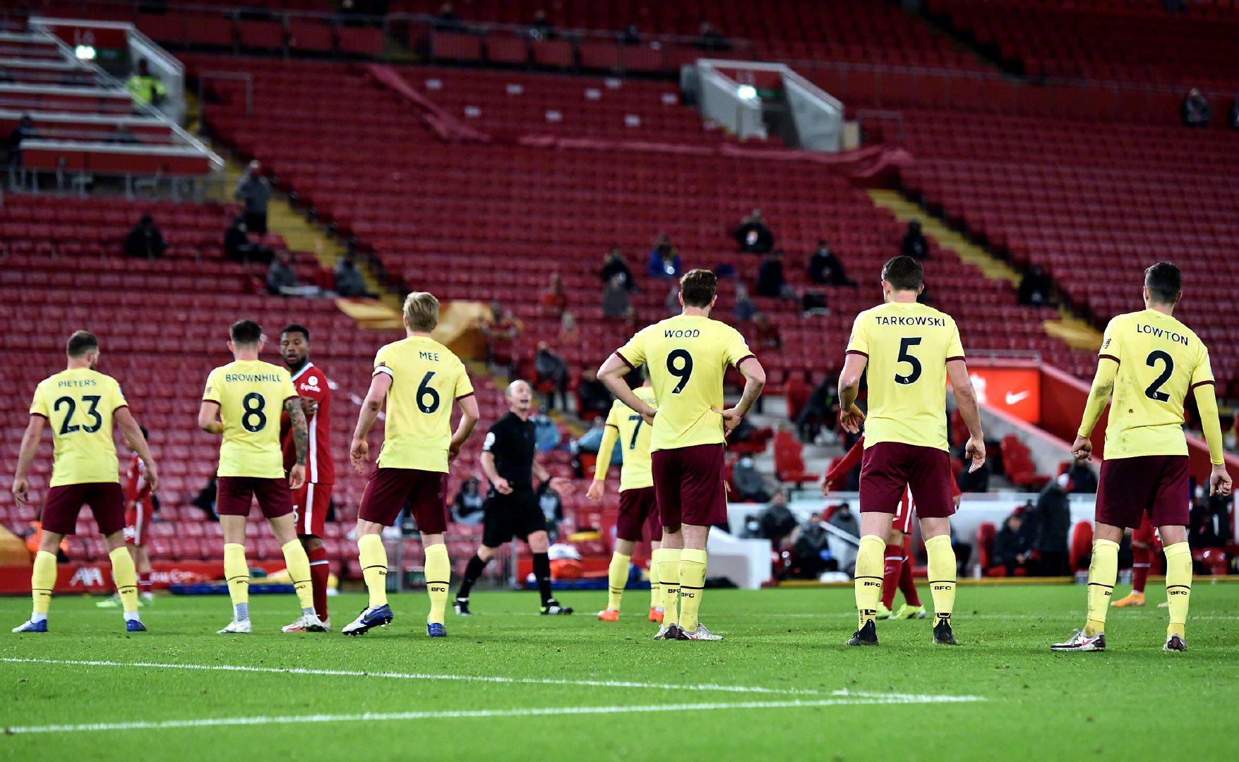 特鲁姆普与 特鲁姆普与